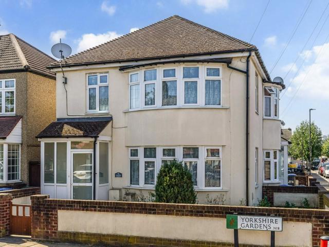 House at Yorkshire Gardens, Greater London