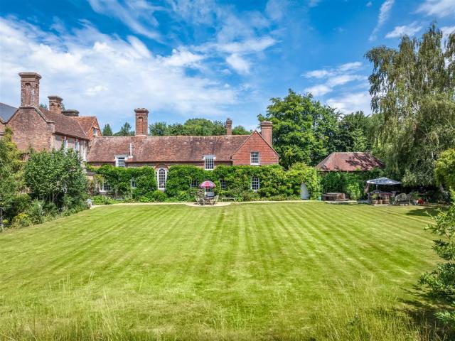House at A272, Chichester