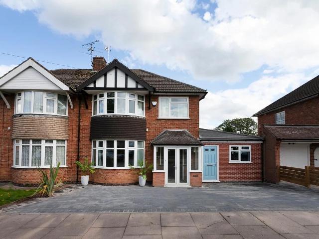 House at Aintree Close, Leicester