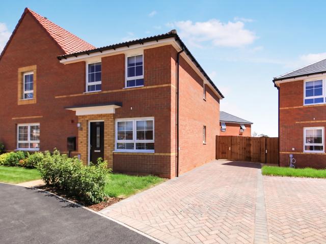 House at Almond Avenue, Fenland District