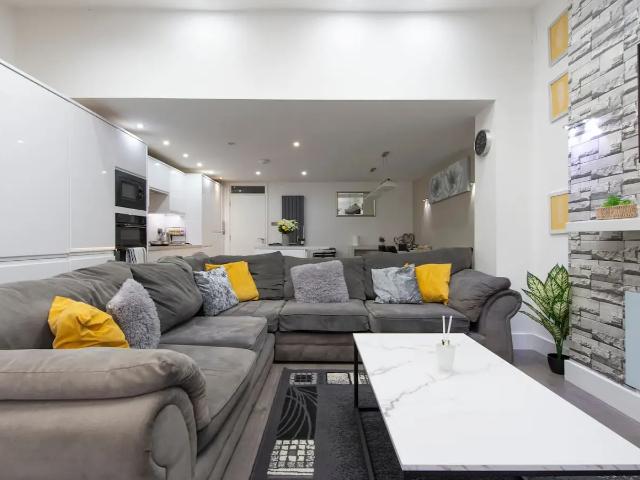 Apartment at Sister Mabel's Way, Greater London