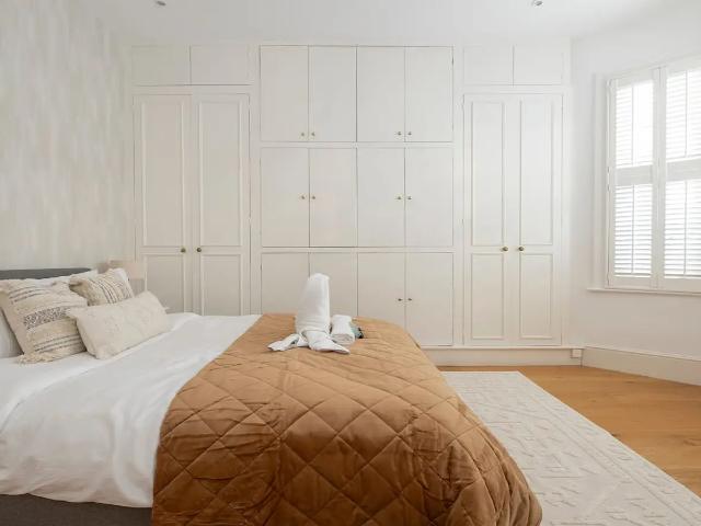 Apartment at Sister Mabel's Way, Greater London