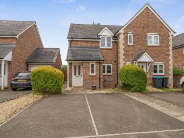 house at Arkell Gardens, Carterton, Oxfordshire, OX18