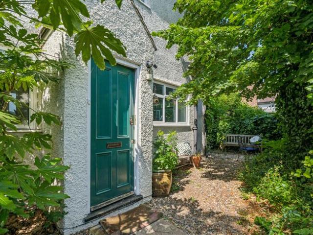 House at Arterberry Road, Greater London