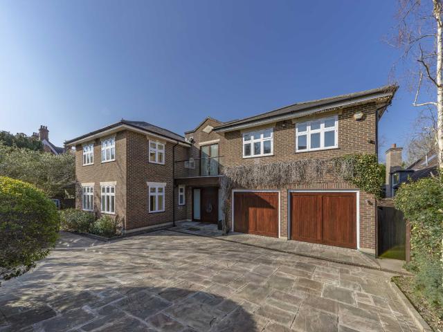 House at Arthur Road, Greater London