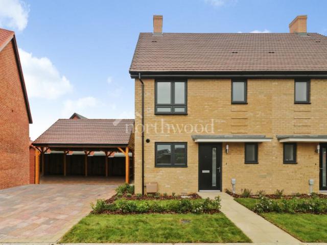 House at Autumn Drive, Ashford