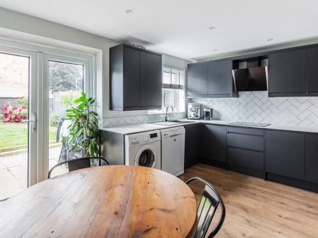 House at Avondale Close, Reigate and Banstead