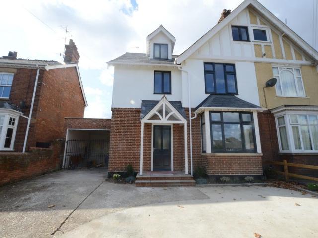 House at Avenue Approach, West Suffolk