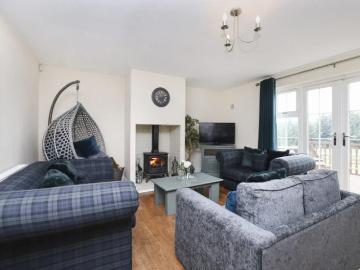 House at B914, Kelty