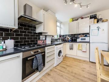 House at Balham New Road, Greater London