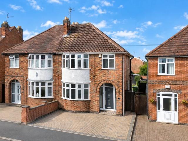 House at Balmoral Drive, Braunstone Town