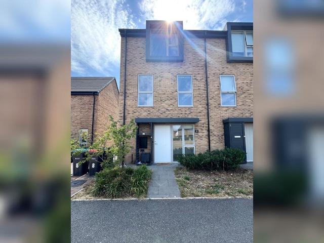 House at Bateman Close, Ellesmere Port