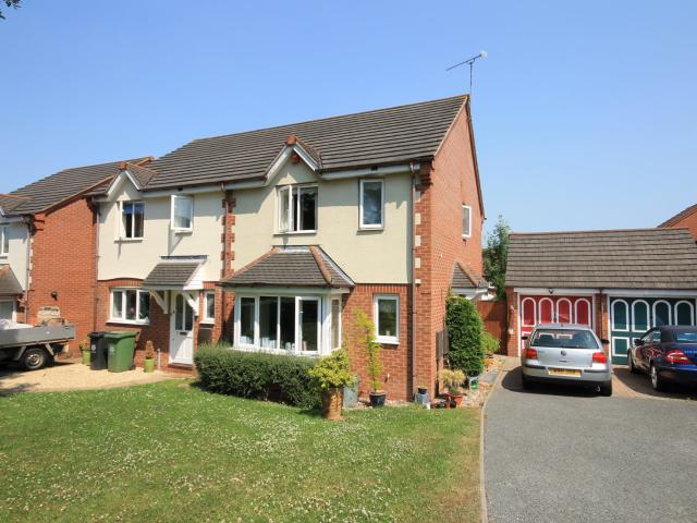 House at Bentham Avenue, Worcester