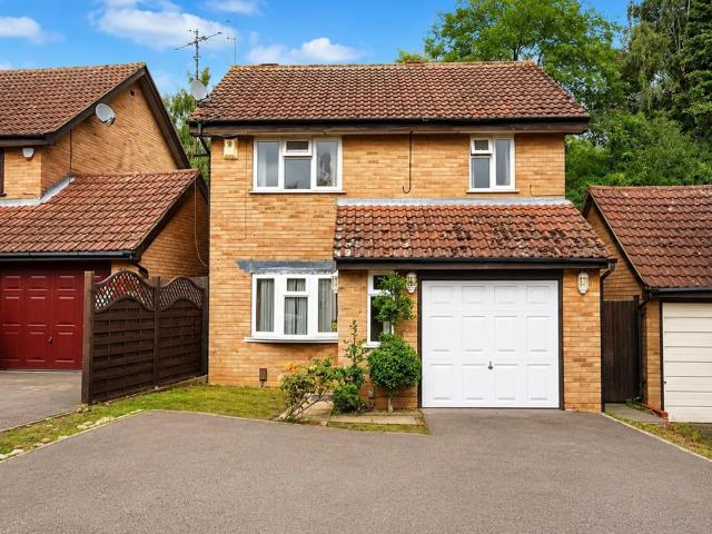 House at Berkeley Close, Northampton