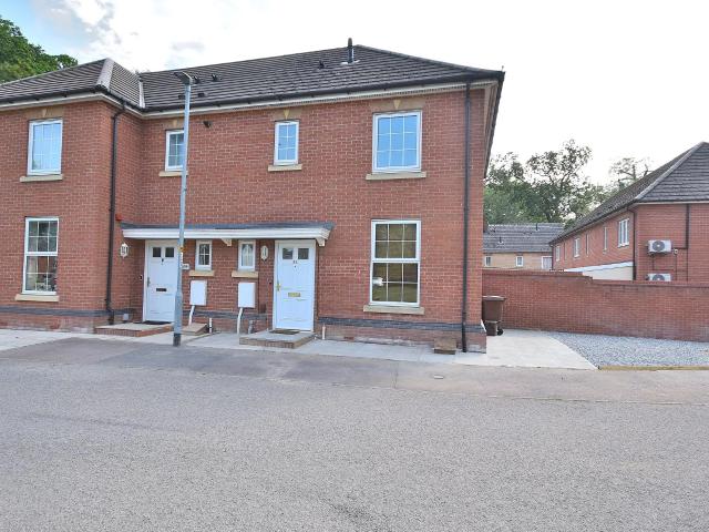 House at Berrywood Close, Upton
