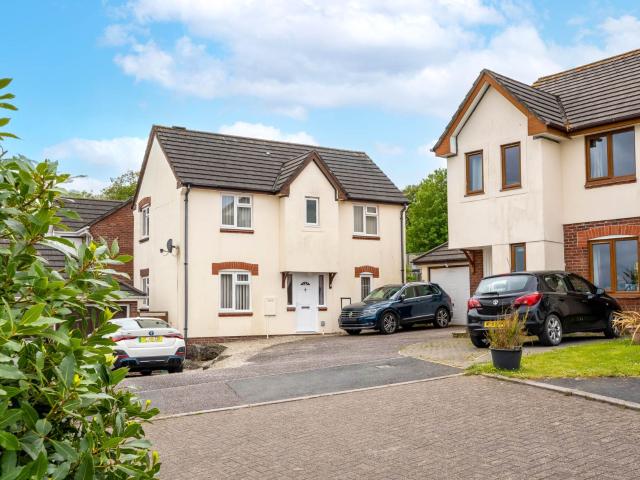 House at Bevil Close, Torridge District