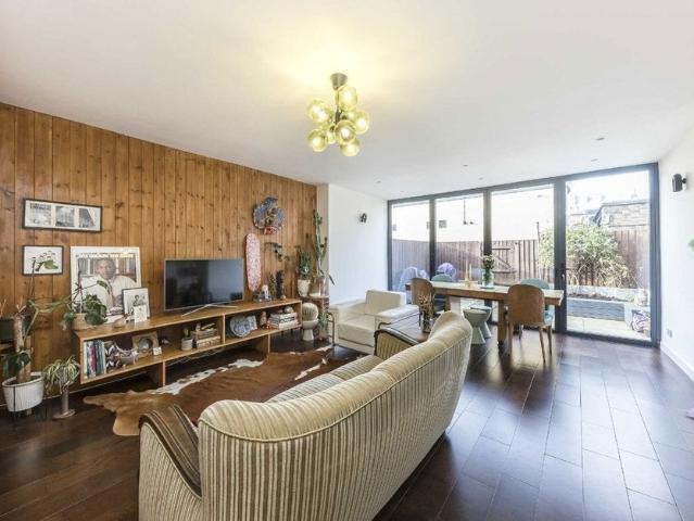 House at Birch Close, Greater London