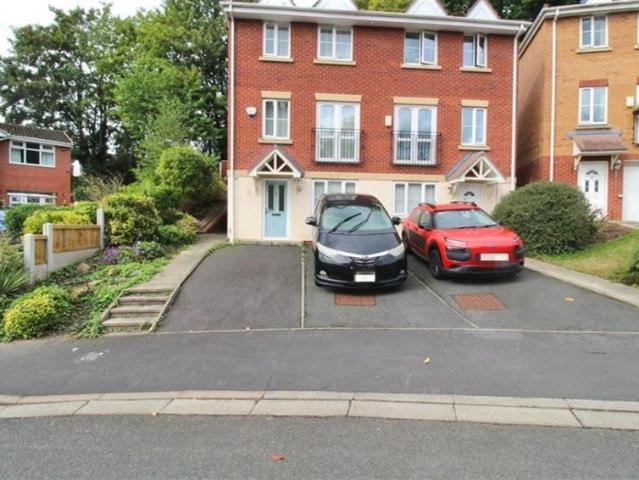 House at Boddens Hill Road, Cheadle