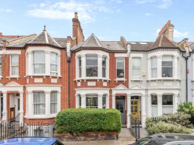 House at Bolingbroke Road, Greater London