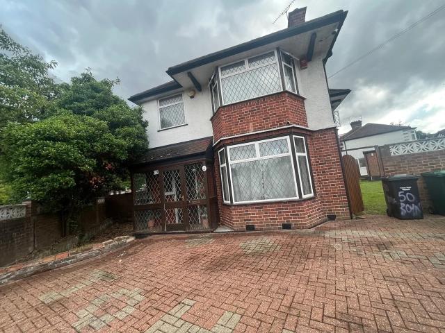 House at Boyne Avenue, Greater London