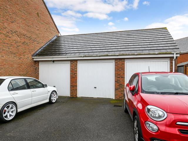 House at Blackberry Copse, Arun