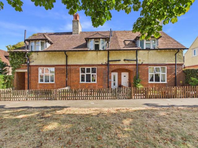 House at Bluecoat Pond, Horsham