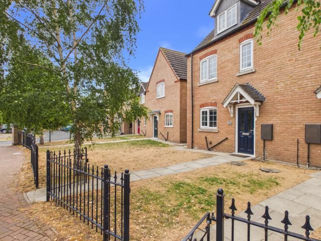 House at Bluebell Close, South Holland