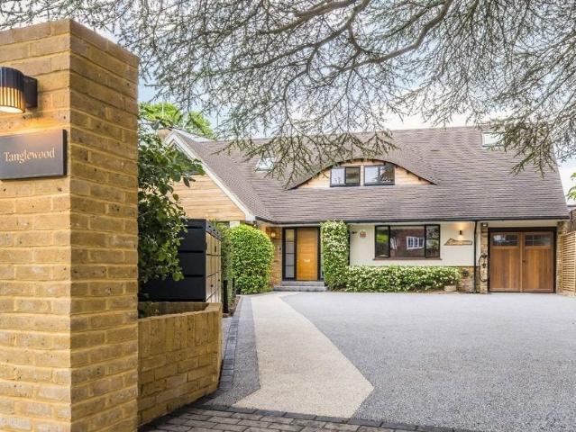 House at Broadmead Close, Greater London