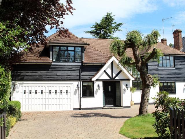 House at Brookmans Avenue, Welwyn Hatfield