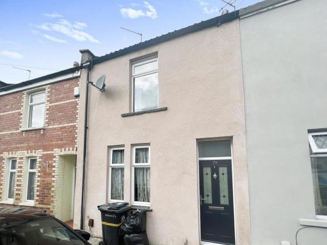 House at Bradley Crescent, Bristol