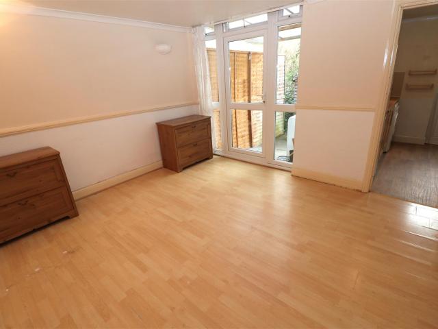 House at Braemar Avenue, Greater London