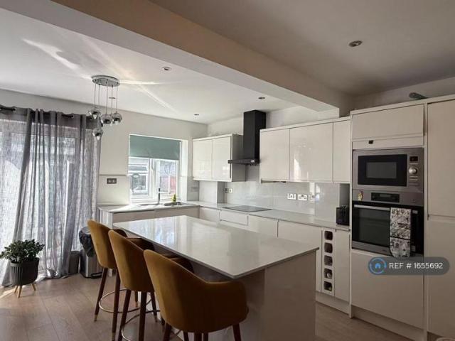 House at Brampton Road, Greater London