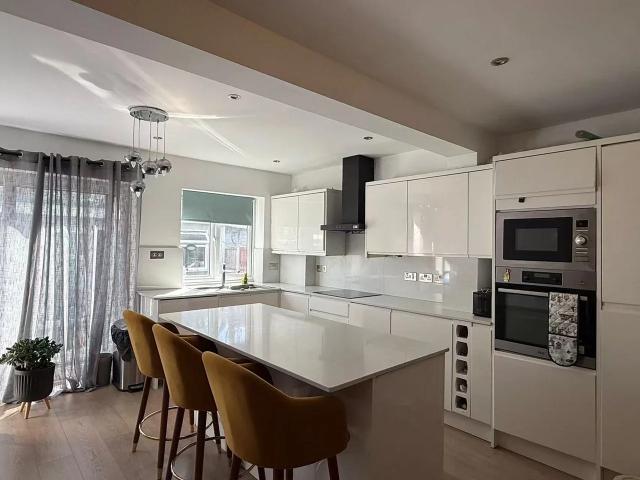 House at Brampton Road, Greater London