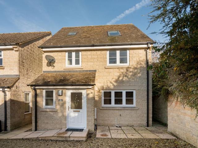 House at Brassey Close, West Oxfordshire