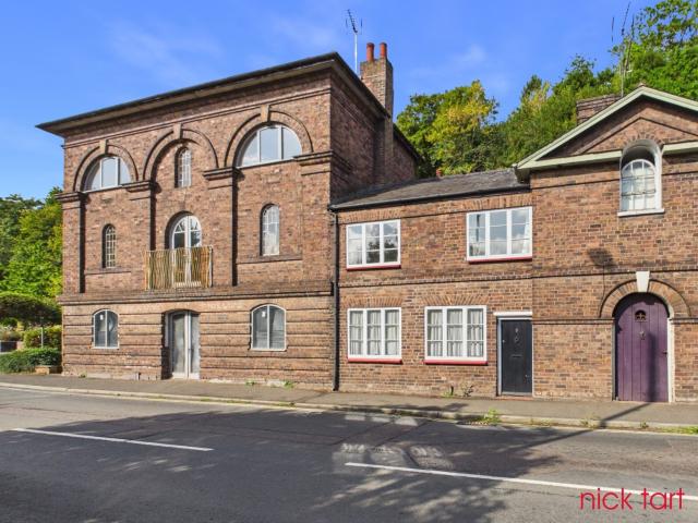 house at Bridgnorth WV16 4BB