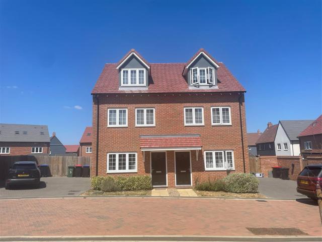 House at Bridle Crescent, Braintree
