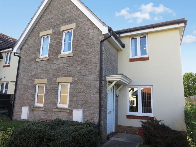 house at Brislington, Latimer Close, BS4
