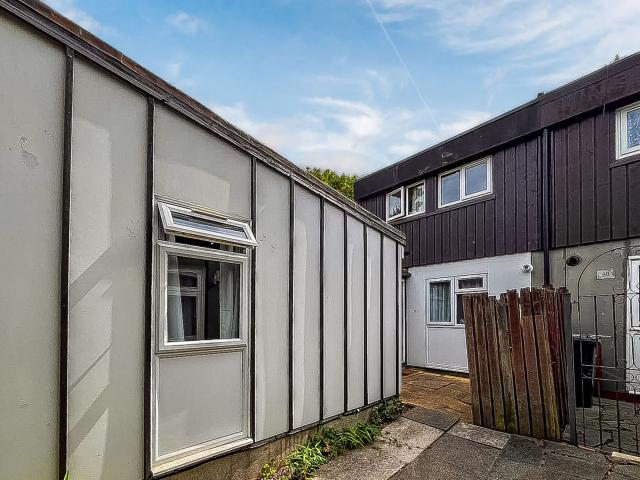 House at Buckingham Lane, Greater London