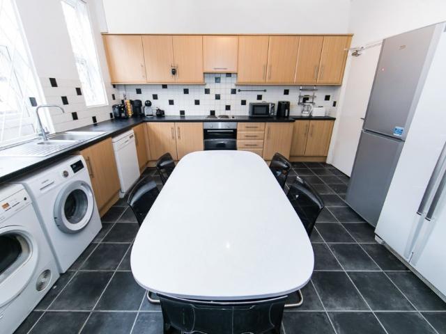 house at Burchett Grove, Leeds