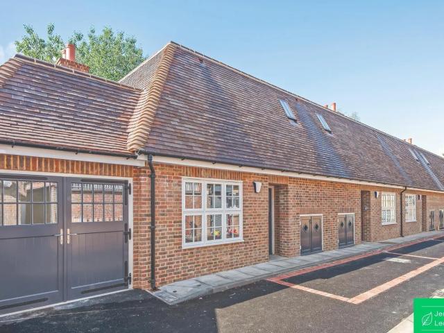 House at Bute Mews, Greater London