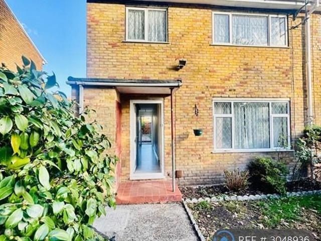 House at Cambridge Road, Sandhurst