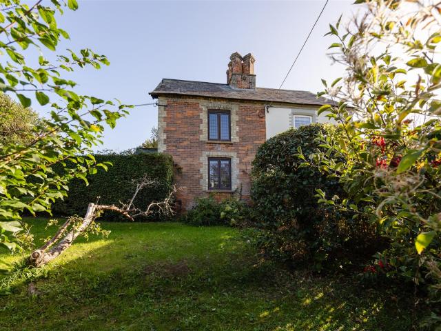 House at Camp Road, Easton