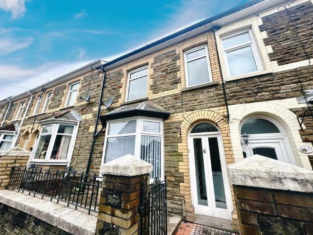 House at Castan Road, Pontyclun