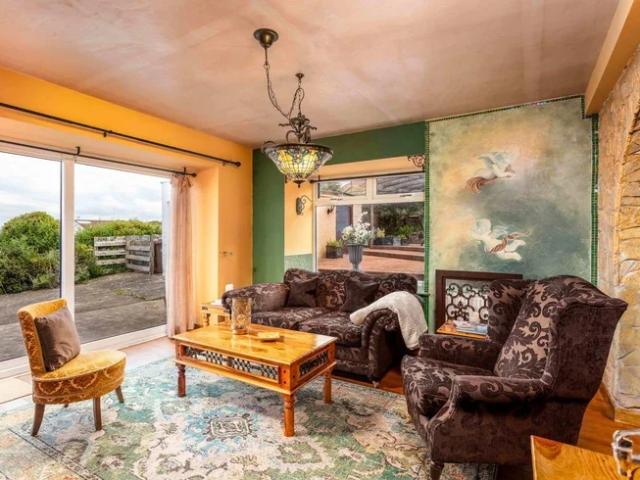 House at Castle Road, Dunure