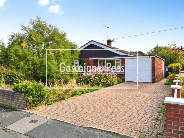 House at Cavalier Road, Basingstoke and Deane