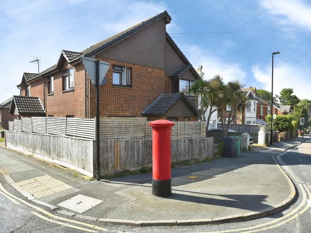 House at Cemetery Road, Shanklin
