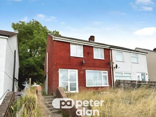 House at Cedar Road, Pentwyn