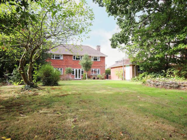 House at Chestnut Avenue, New Forest
