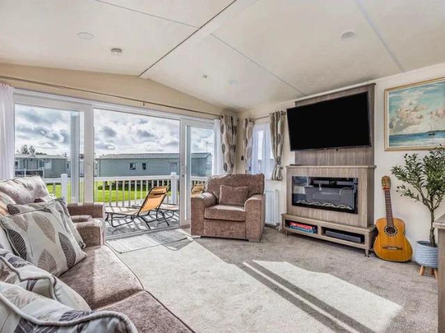 House at Chichester Bypass, Chichester