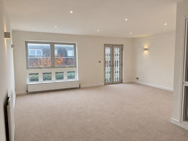 House at College Crescent, Greater London